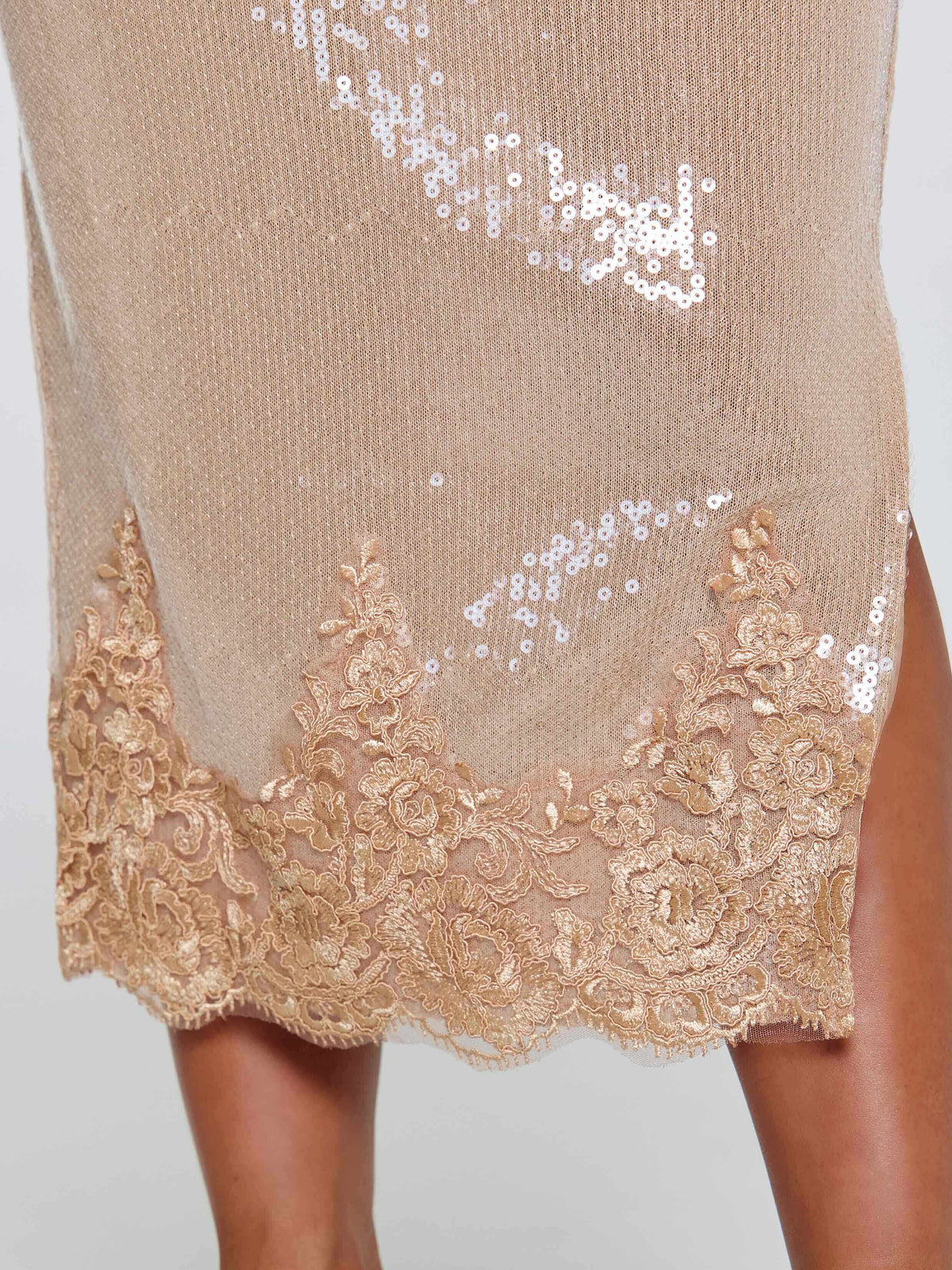 Saela Midi Skirt Beige